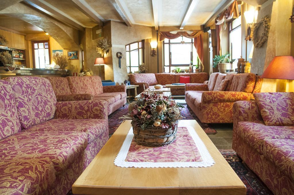Hotel Vallee De 3*