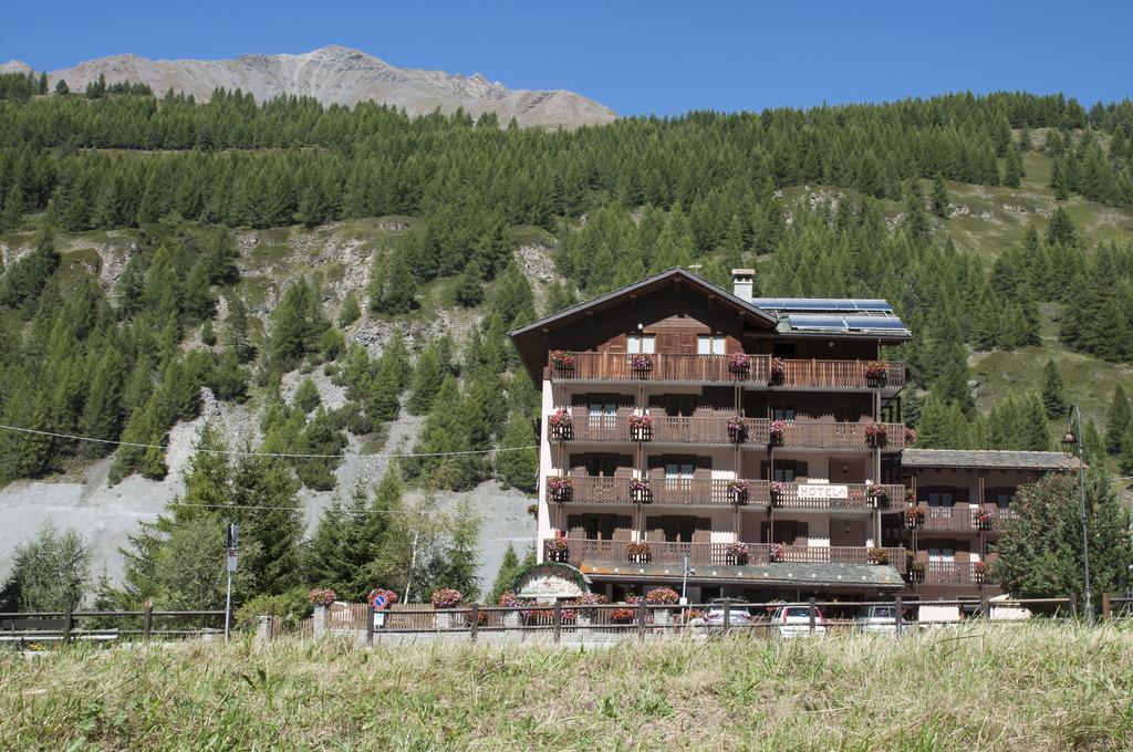 Hotel Vallee De 3*